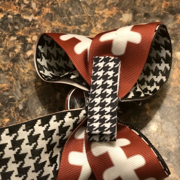 Alabama Houndstooth Hairbow 5’ - Picture 3 of 5
